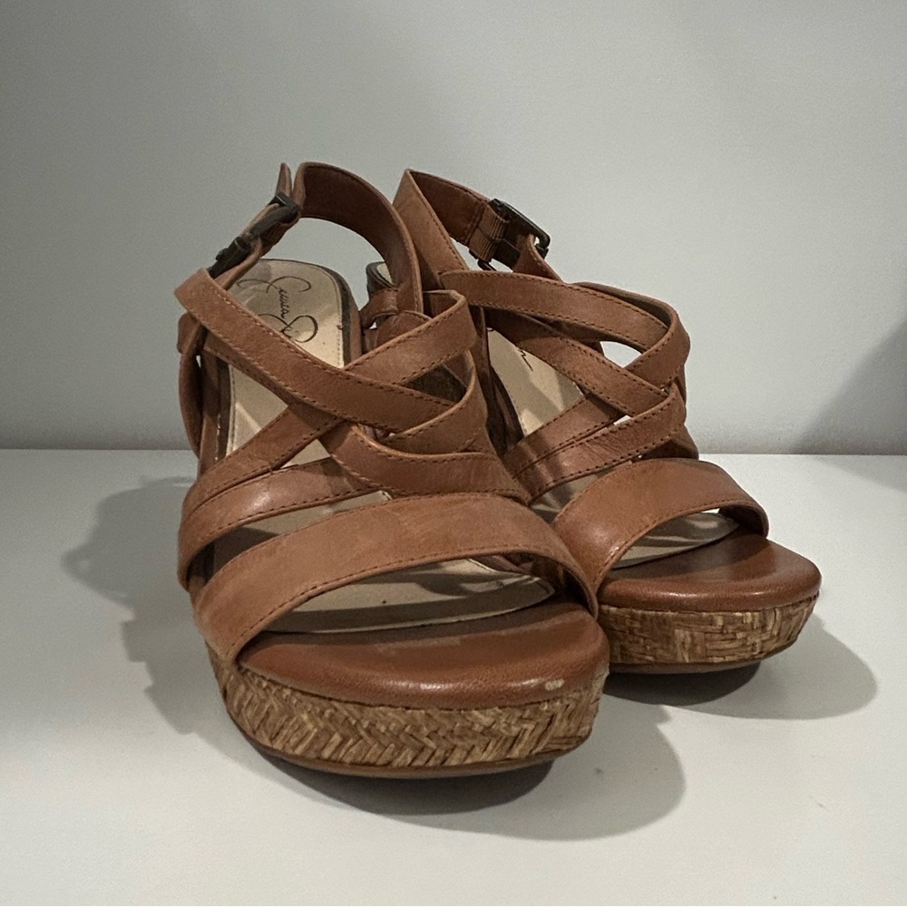 Jessica Simpson wedges size 9